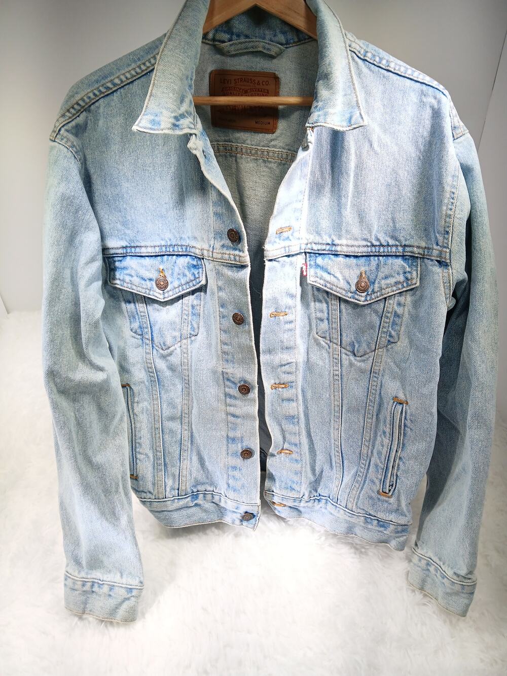 Levi's Vintage 1994 Denim Trucker Jacket - Men's Medium